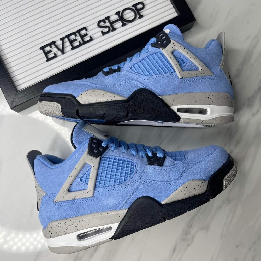 Air Jordan 4 Retro πππ - Picture 3 of 4